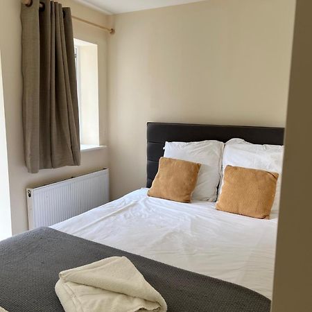 Ybc Court, Aldershot Daire Dış mekan fotoğraf