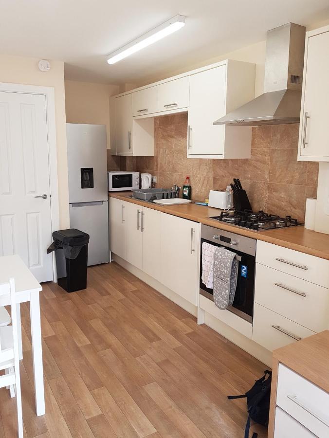 Ybc Court, Aldershot Daire Dış mekan fotoğraf