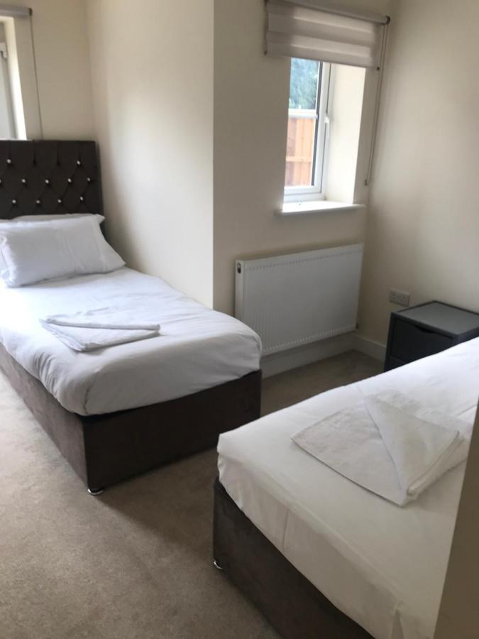 Ybc Court, Aldershot Daire Dış mekan fotoğraf