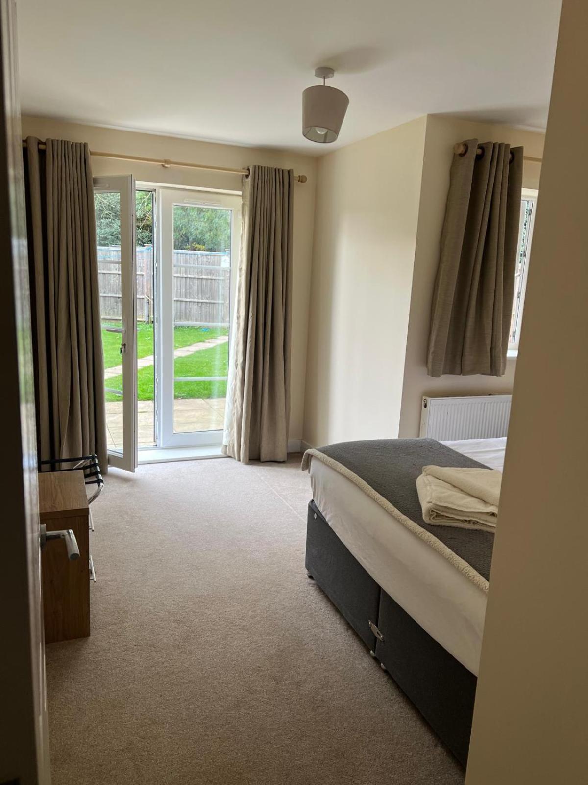 Ybc Court, Aldershot Daire Dış mekan fotoğraf