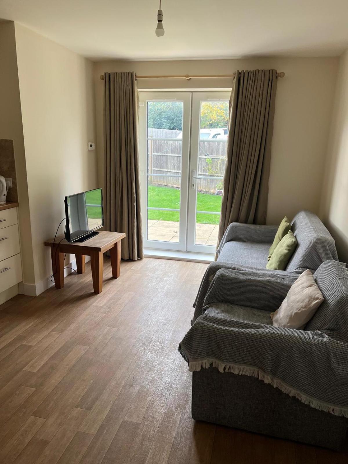 Ybc Court, Aldershot Daire Dış mekan fotoğraf